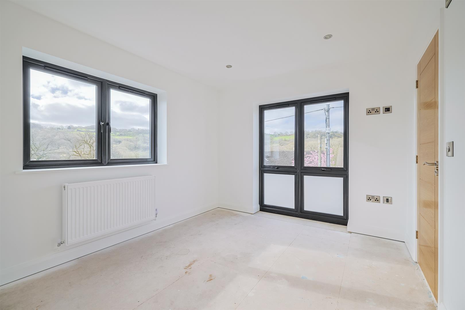 Clos Yr Ysgol, Milo, Llandybie, Ammanford, SA18 3PU